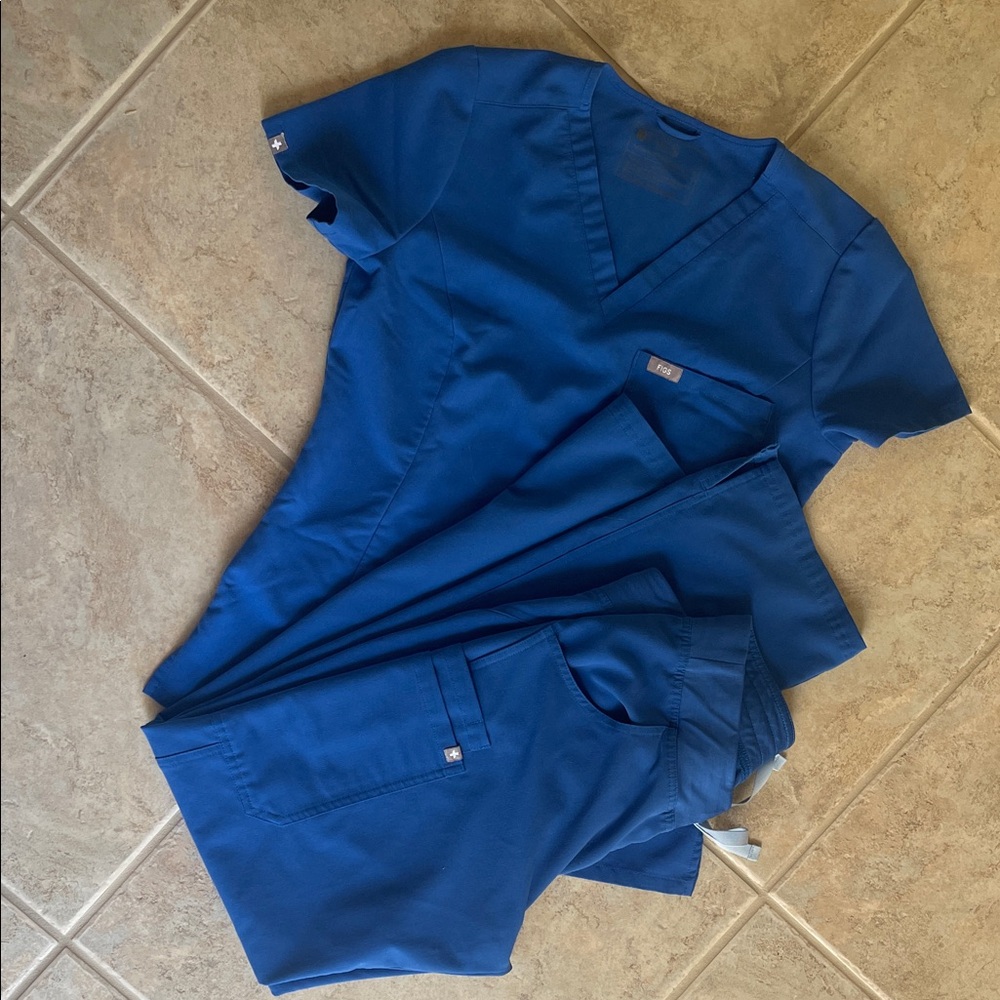 Figs Blue Scrub set